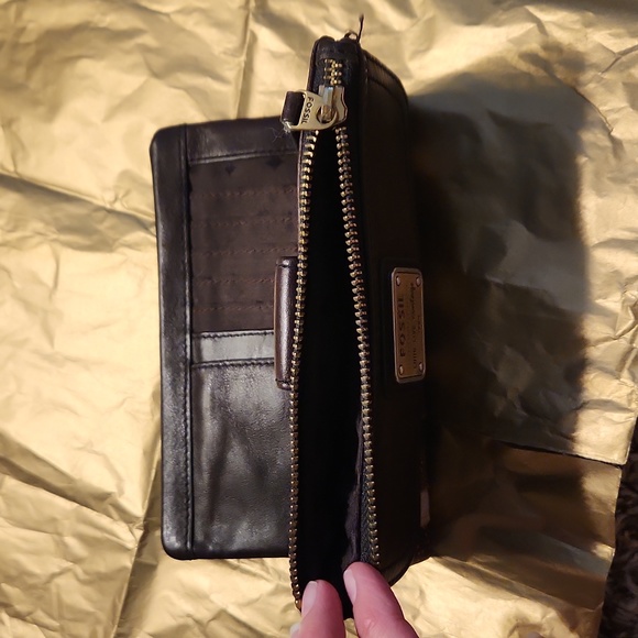 Fossil wallet - Picture 3 of 5